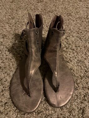 Pierre Dumas Metallic Bronze Gladiator Sandals